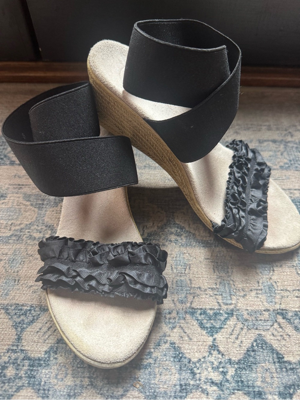 CHARLESTON SHOE CO. Black Ruffle Espadrille Wedges